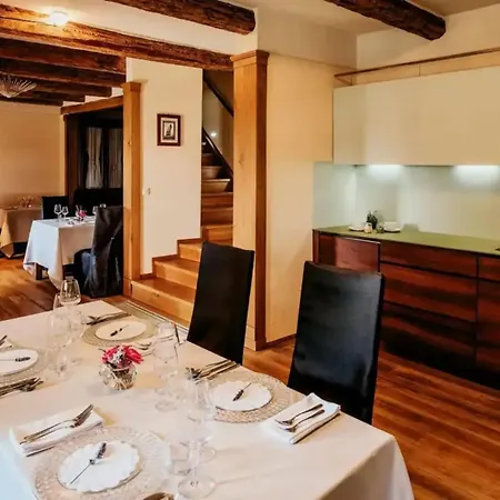 Opulent With Sauna In The Heart Of Karst *