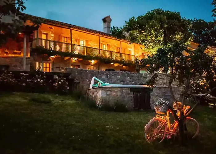 Opulent With Sauna In The Heart Of Karst *